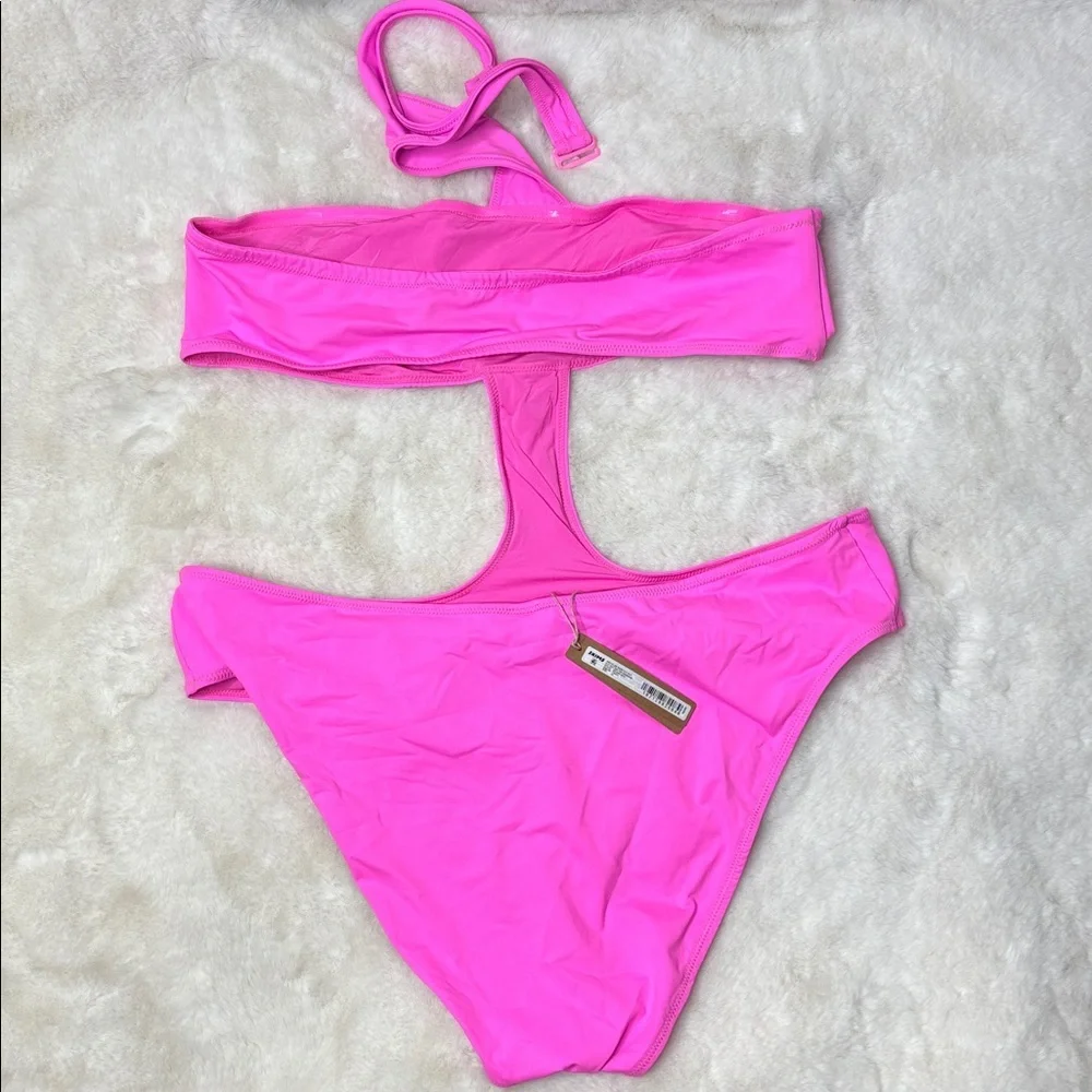 NWT SKIMS HALTER MONOKINI IN Taffy SZ 2X